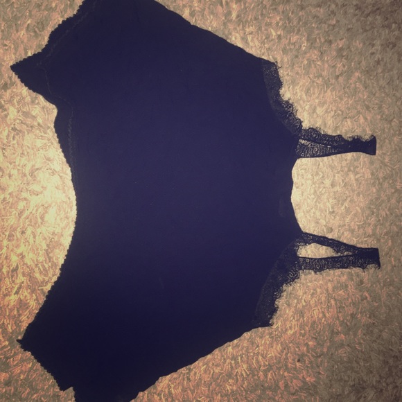 Lace trim tank - Picture 1 of 3